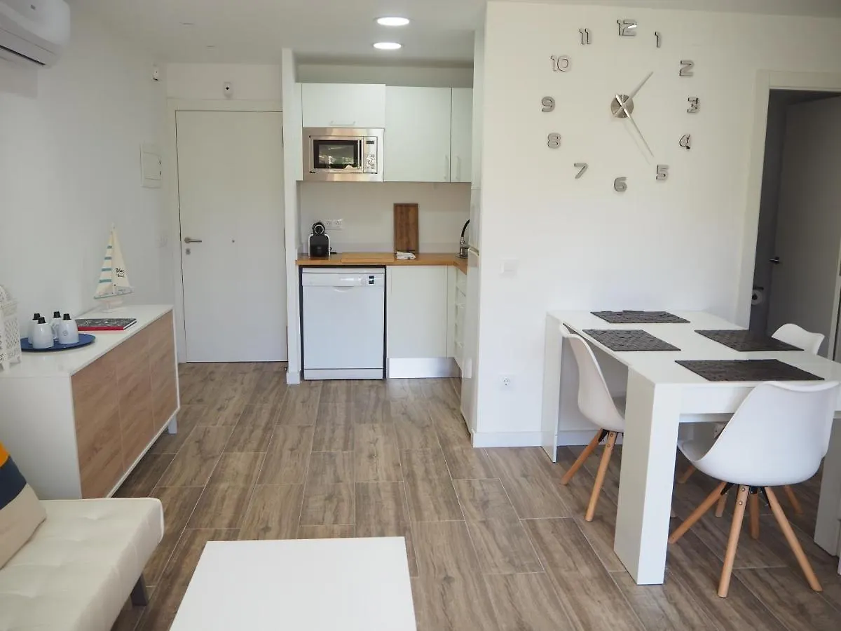 Apartament Amb Piscina I Aparcament - Baixos Amb Jardinet Calella De Palafrugell Spain