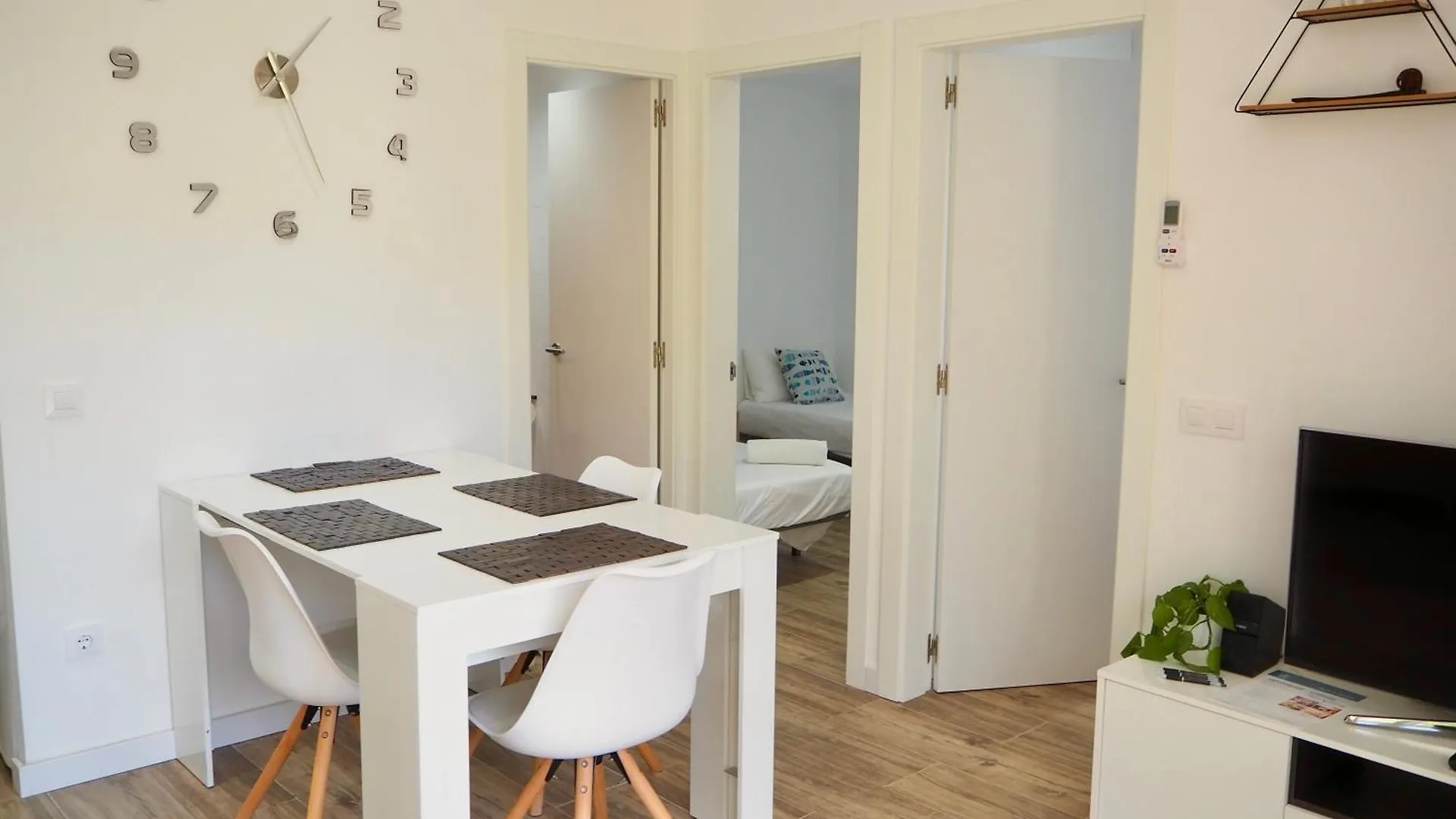 Apartament Amb Piscina I Aparcament - Baixos Amb Jardinet Calella De Palafrugell 0*,  Spain